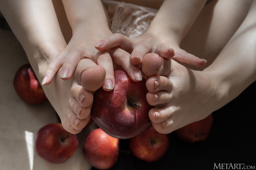 Sweet Apples 02