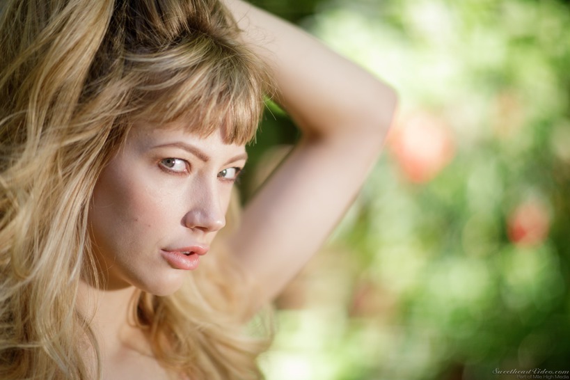 Totally Naked Ivy Wolfe 01