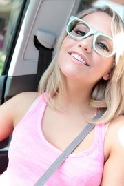 Hot Blonde Teen Blowjob-01