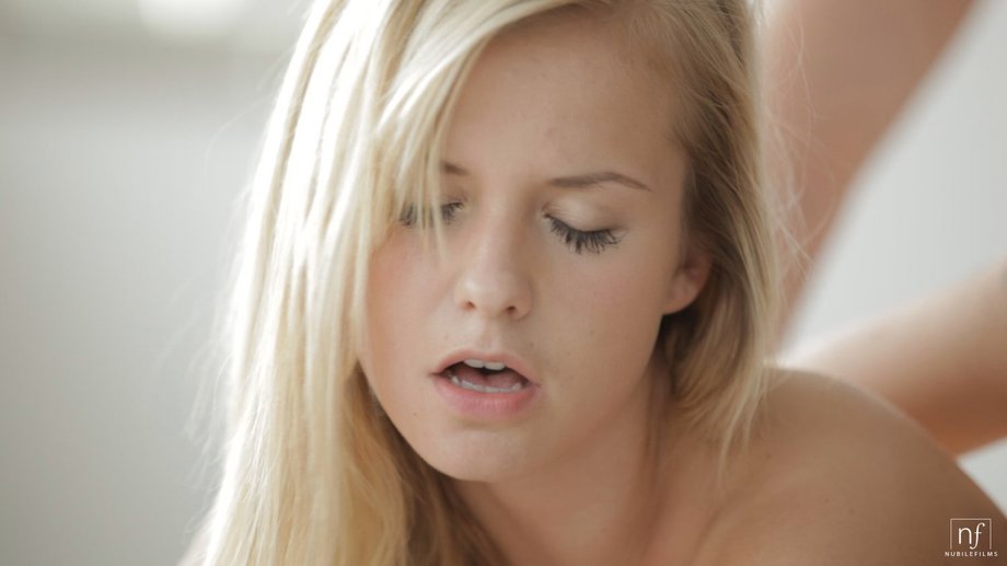 Angel and Bella in a sweet surprise threesome 00