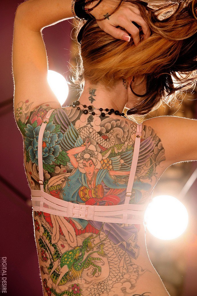 Jesse Capelli Sexy Tattoos 02
