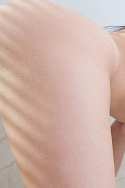 Black Haired Beauty Naked In The Bathroom-04