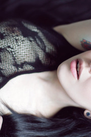 Beauty Tattoed Babe Ilanna Suicide-00