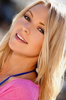 Blonde Lena Nicole is an extremely sweet