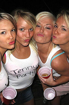 Amateur Teen Girls Naked Photos
